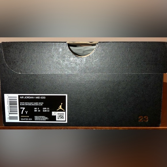 AIR JORDAN 1 MID “LIGHT CURRY CARDINAL” BRAND NEW GRADE SCHOOL SIZE 7Y - Picture 2 of 2